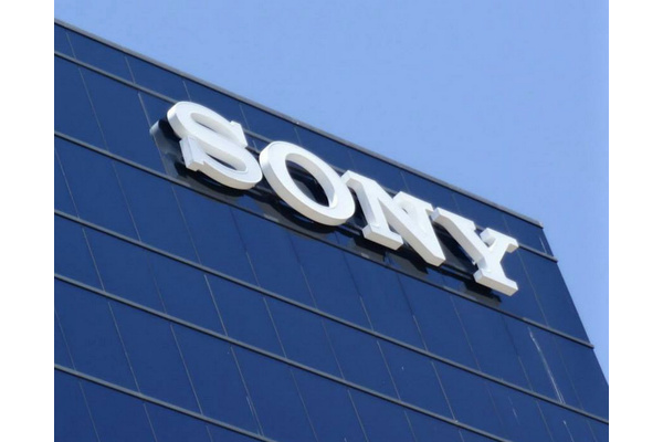 Earthquakes disrupt Sony, other Japanese cos.